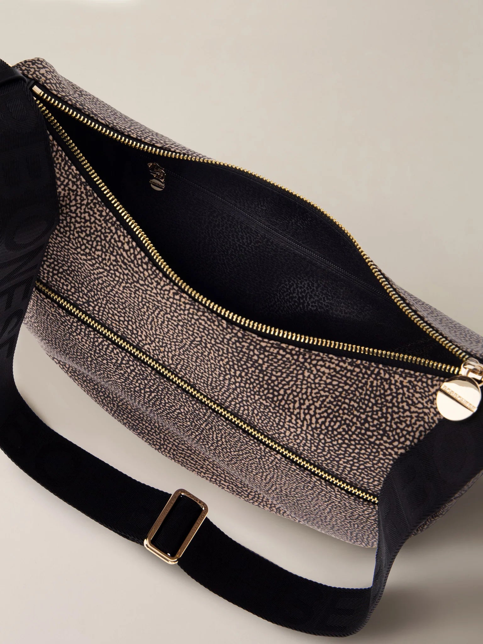 LUNA BAG SMALL IN JET - Op Natural/Black