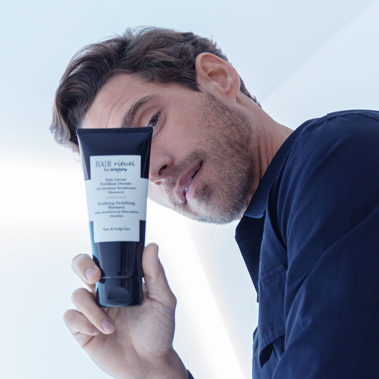 SOIN LAVANT FORTIFIANT DENSITÉ AU COMPLEXE REVITALISANT STIMULANT