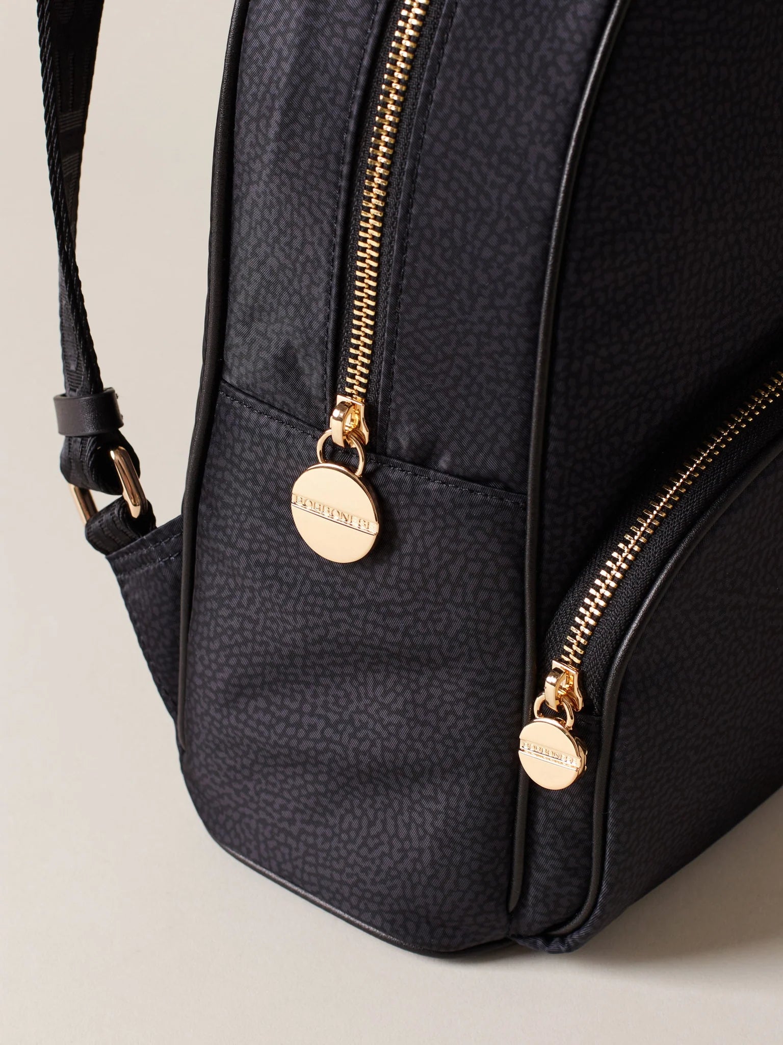 ZAINO MEDIUM - Dark Black