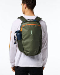 MITTLERER RUCKSACK MIT TASCHEN - Olive