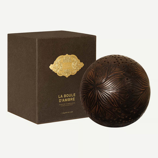 LA BOULE D'AMBRE